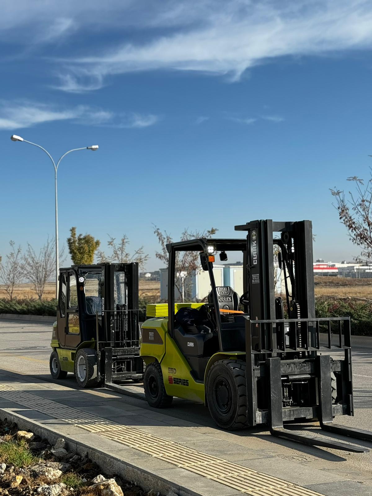 Yılmazlar Vinç | Ankara Sincan İş Makinası Kiralama | Ankara Sincan Tonajlı Hiyap Vinç | Ankara Sincan Forklift Kiralama | Ankara Sincan Çift Kırma Vinç | Ankara Sincan Tek Kırma Vinç | Ankara Sincan Sepetli Vinç Kiralama | Ankara Sincan Oto Çekici | Ankara Sincan Oto Kurtarma | Ankara Sincan Manlift Kiralama | Ankara Sincan Saatlik Vinç Kiralama